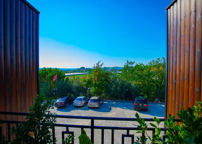 Hotel&restorant Flamuri Maison d'hôtes Lushnjë