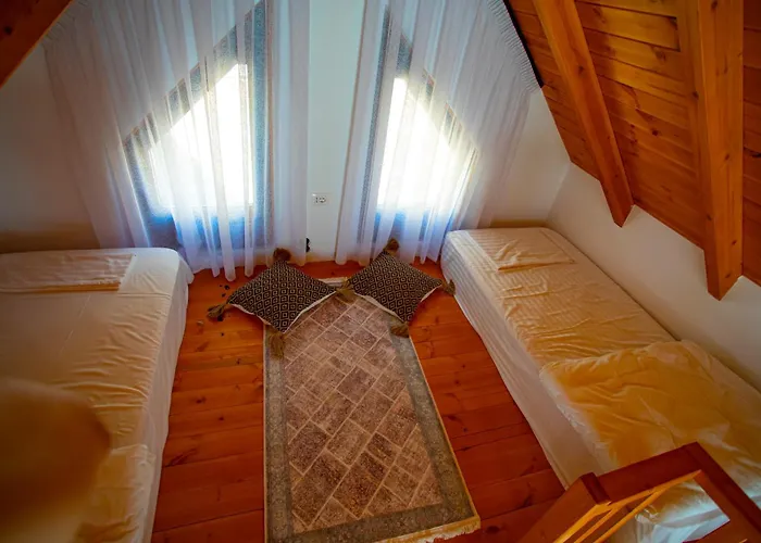 Hotel&restorant Flamuri *