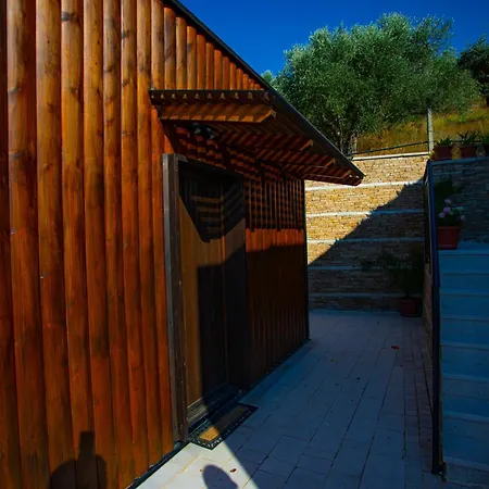Pensjonat & Restorant Flamuri *