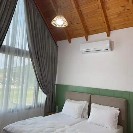 Pensjonat & Restorant Flamuri Lushnjë